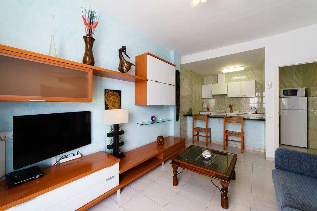Apartamentos Cel Blau Santa Eulària des Riu Extérieur photo